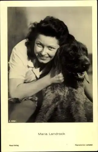 Ak Schauspielerin Maria Landrock, Portrait mit Hund