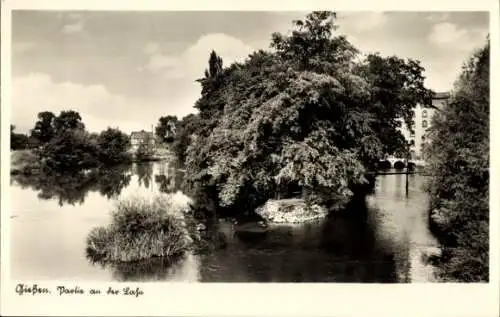 Ak Gießen an der Lahn Hessen, Gesamtansicht, Fluss