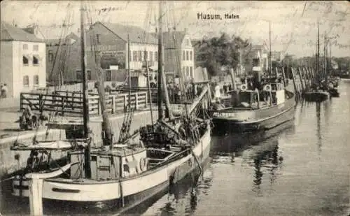 Ak Husum in Nordfriesland, Hafen, Fischerboote