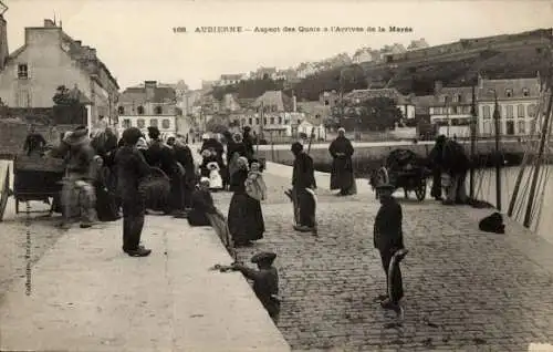 Ak Audierne Finistère, Aspekt der Kais