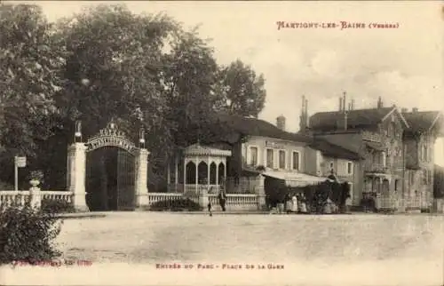 Ak Martigny les Bains Lothringen Vosges, Entree du Parc, Place de la Gare