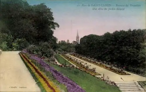 Ak Saint Cloud Hauts de Seine, Parc, Terrasse du Trocadero, Une Allee du Jardin Reserve