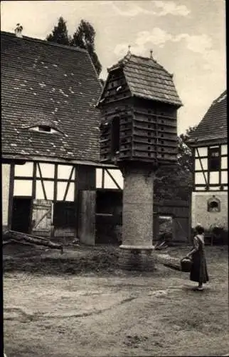 Ak Röda Leisnig in Sachsen, Taubenschlag auf einem Hof