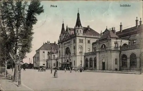 Ak Pécs Fünfkirchen Ungarn, Indohaz, Bahnhof