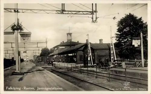 Ak Ranten Falköping Schweden, Bahnhof, Gleisansicht