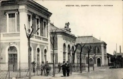 Ak Medina del Campo Kastilien und León, Bahnhof