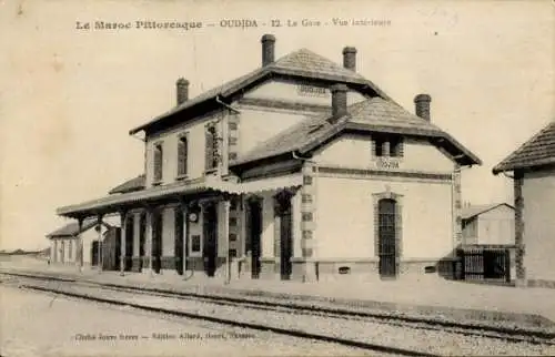 Ak Oudjda Oujda Marokko, Bahnhof, Gleisansicht