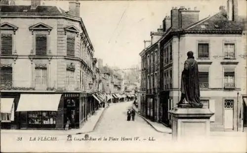 Ak La Flèche Sarthe, Grande Rue und Place Henri IV