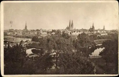 Ak Hansestadt Lübeck, Totalansicht, Marienkirche, Dom