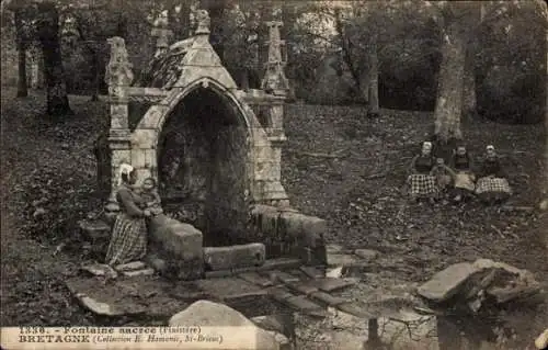 Ak Finistère, Heiliger Brunnen