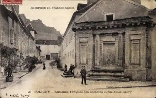 Ak Vaux sur Poligny Jura, Ancienne Fontaine des Jacobins, rue Jules-Grevy