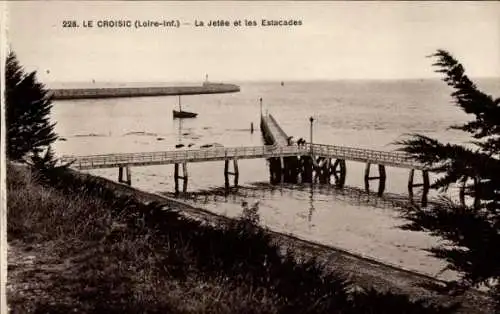 Ak Le Croisic Loire Atlantique, La Jetee et les Estacades