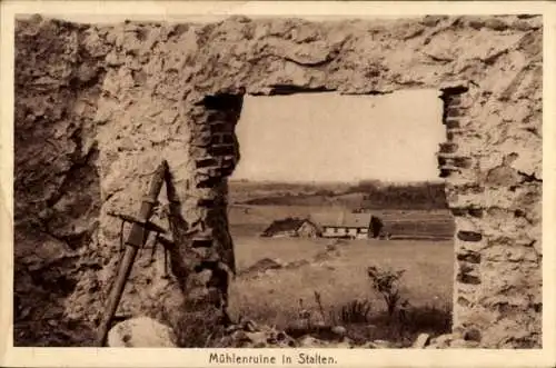 Ak Schwefelbad Kurland Lettland, Inneres der Mühlenruine in Stalten