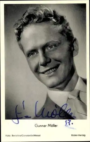 Ak Schauspieler Gunnar Möller, Portrait, Autogramm, was die Schwalbe sang