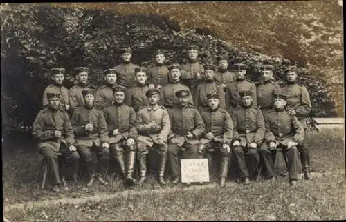 Foto Ak Deutsche Soldaten in Uniformen, Gruppenbild, Jahr 1915