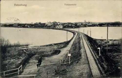 Ak Ratzeburg im Herzogtum Lauenburg, Totalansicht