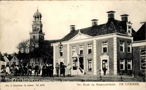 Ak Lemmer Friesland Niederlande, Kirche und Rathaus