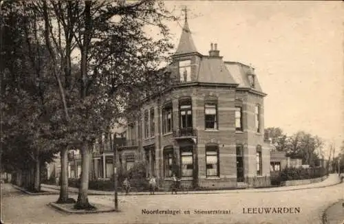 Ak Leeuwarden Fryslân Niederlande, Noordersingel und Stienerstraat