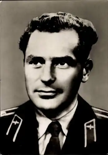 Ak Kosmonaut Major German Stepanowitsch Titow, Porträt