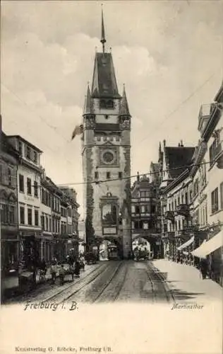 Ak Freiburg im Breisgau, Martinstor, Straßenbahn