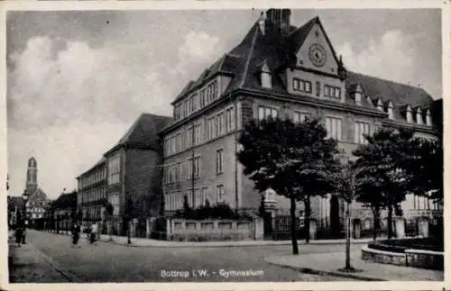 Ak Bottrop im Ruhrgebiet, Gymnasium