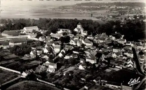 Ak Neauphle le Chateau Yvelines, Vue generale Aerienne