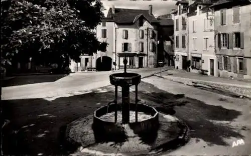 Ak Lacaune les Bains Tarn, Station Estivale, Place du Griffoul