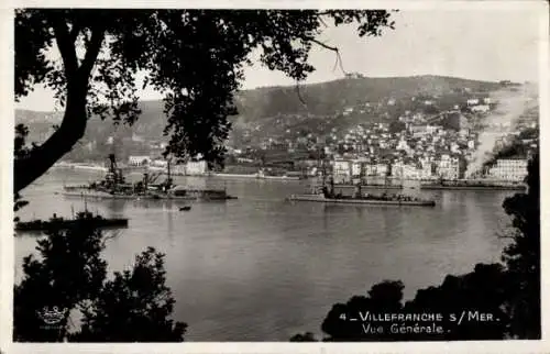 Ak Villefranche sur Mer Alpes Maritimes, Gesamtansicht, Dampfschiffe