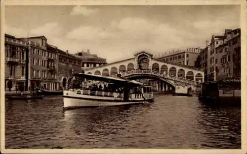 Ak Venezia Venedig Veneto, Salondampfer passiert Rialtobrücke