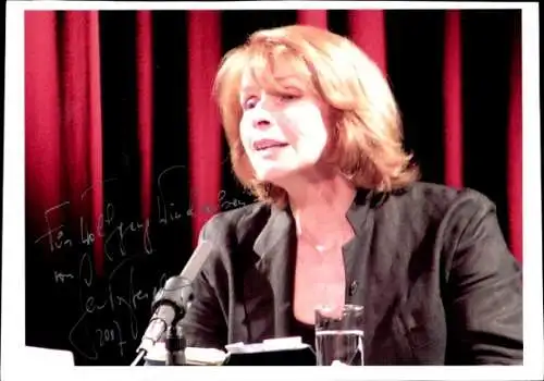 Ak Schauspielerin Senta Berger, Filmszene, Autogramm