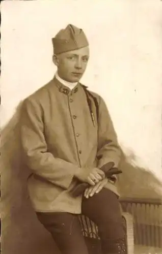 Foto Ak Französischer Soldat in Uniform, Regiment 26, Portrait 1920