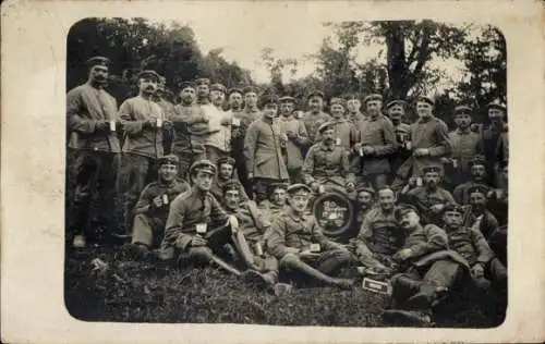 Foto Ak Verdun Meuse, Deutsche Soldaten in Uniformen, I WK