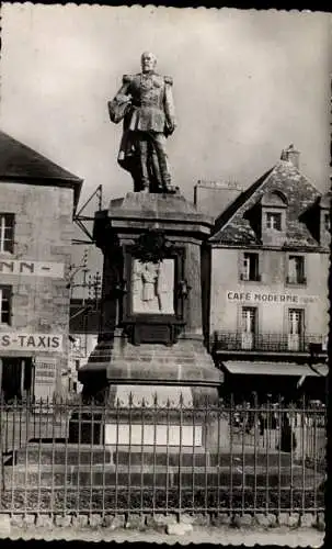 Ak Lesneven Finistère, Place General Le Flö