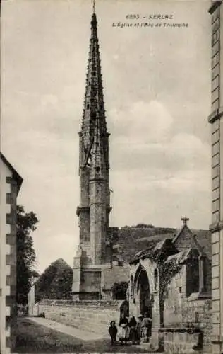 Ak Kerlaz Finistère, Kirche, Arc de Triomphe