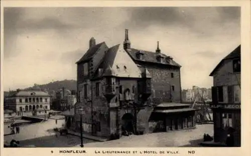 Ak Honfleur-Calvados, Statthalterei und Rathaus