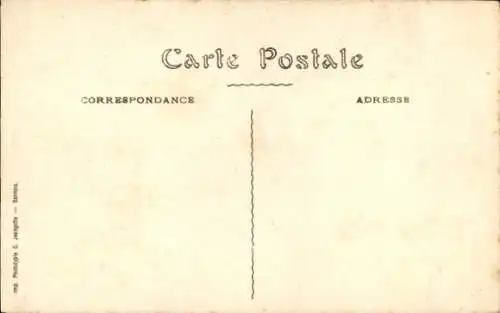 Ak Amiens Somme, Rue des Trois Gailloux, Straßenbahn, Grand Café