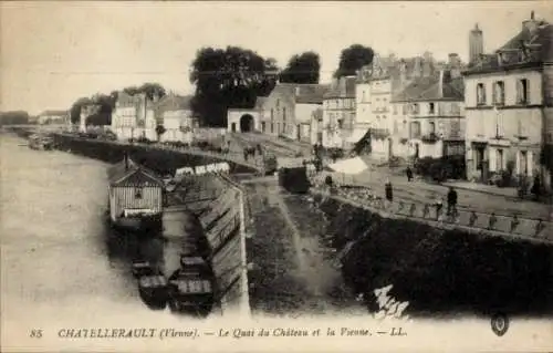 Ak Châtellerault Vienne, Quai du Chateau, Vienne