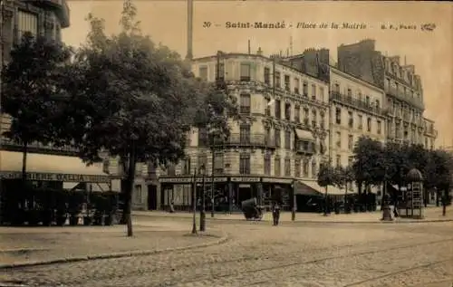 Ak Saint Mandé Val de Marne, Place de la Mairie