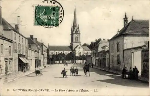 Ak Mourmelon le Grand Marne, Place d’Armes, Kirche