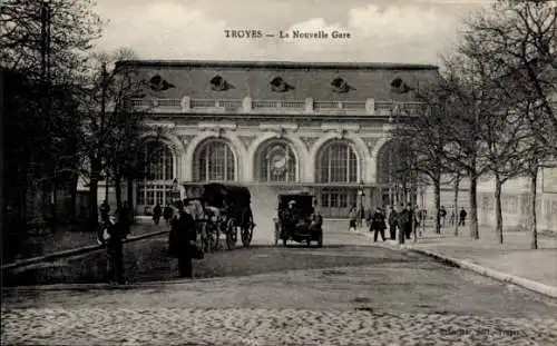 Ak Troyes Aube, Nouvelle Gare, Kutsche, Automobil