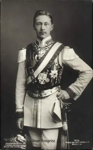 Ak Kronprinz Wilhelm von Preußen, Portrait in Uniform, Orden