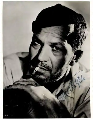 Ak Schauspieler Rene Deltgen, Portrait, Autogramm, Zigarette