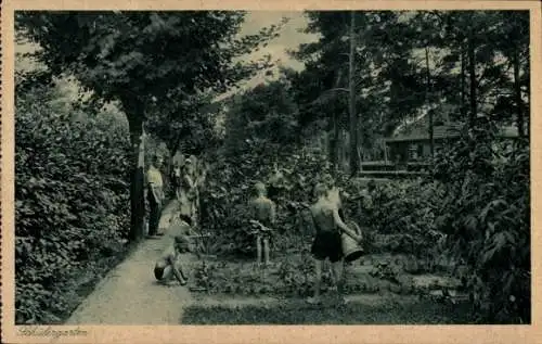 Ak Struveshof Ludwigsfelde in Brandenburg, Schülergarten