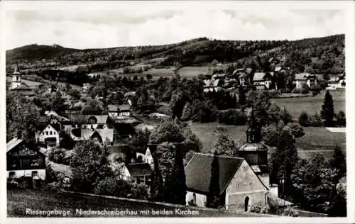 Ak Szklarska Poręba Nieder-Schreiberhau Riesengebirge Schlesien, Gesamtansicht, beide Kirchen