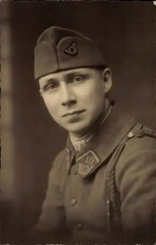 Foto Ak Französischer Soldat in Uniform, Portrait