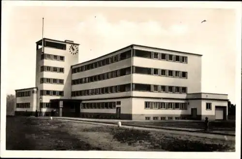 Ak Frankfurt am Main, Haus der Jugend, Hansa-Allee 150