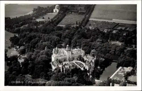 Ak Bückeburg im Kreis Schaumburg, Schloss, Fliegeraufnahme