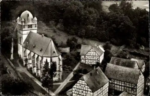 Ak Rauschenberg in Hessen, Kirche, Fachwerkhäuser