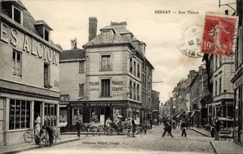 Ak Bernay an Sie, Rue Thiers, Tabacs Café