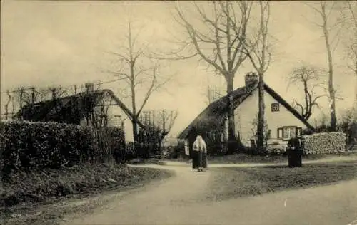 Ak Rohren Monschau Montjoie in der Eifel, Bauernhaus, Frauen